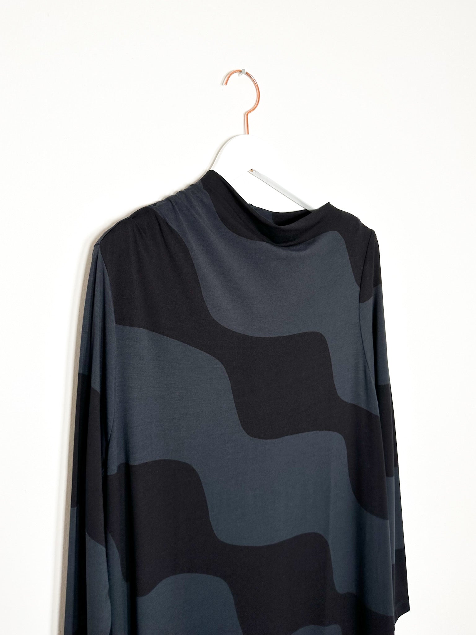 Marimekko - Rombi Taifuuni - Black, Dark Grey – Piermarini