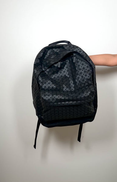 Bao Bao Issey Miyake Daypack Matte Black Piermarini